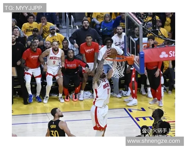 2008年1月30日火箭队与勇士队激战回顾精彩瞬间与赛场亮点分析