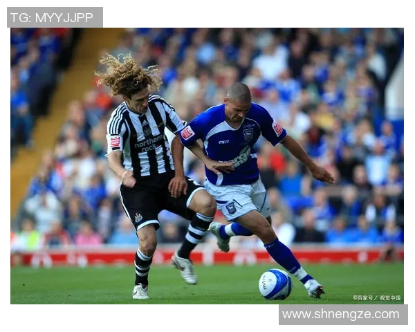 吉灵汉姆与福利特的激烈对决谁能在赛场上笑到最后